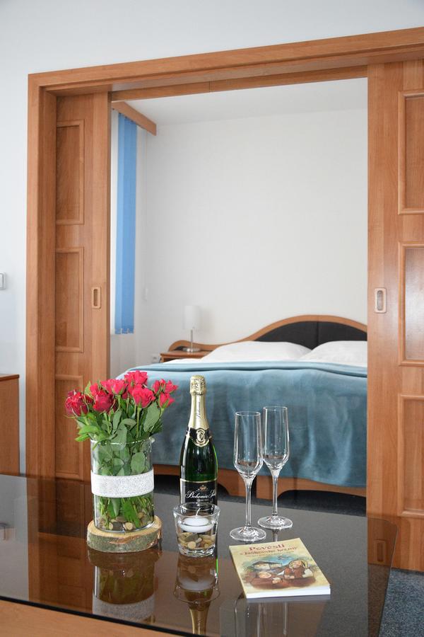 Hotel Jaskovska Krcma Horni Terlicko Luaran gambar